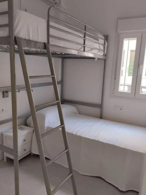 Apartamento Mensaque Triana, 2 Dormitorios Seville Spain