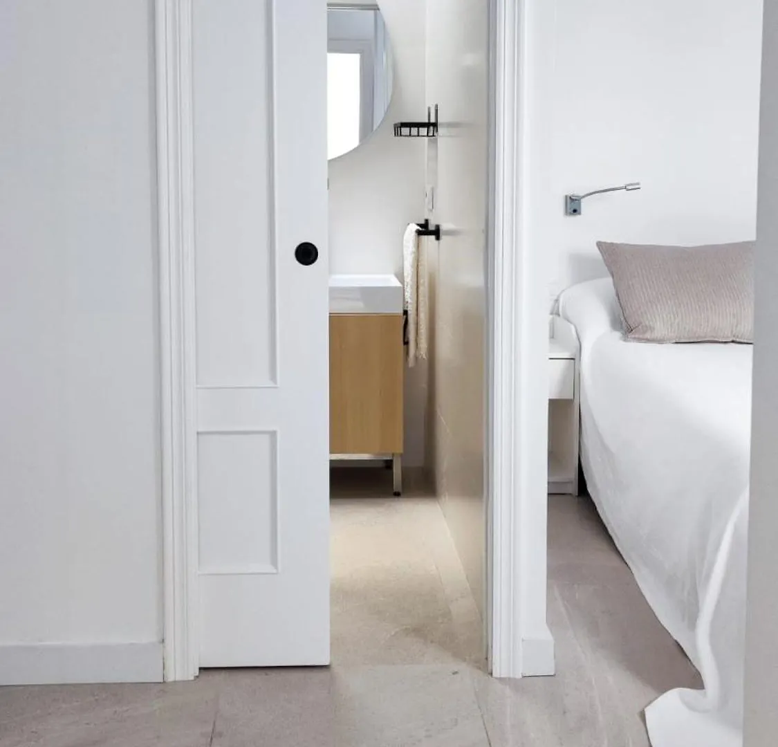 Apartamento Mensaque Triana, 2 Dormitorios Seville 0*,