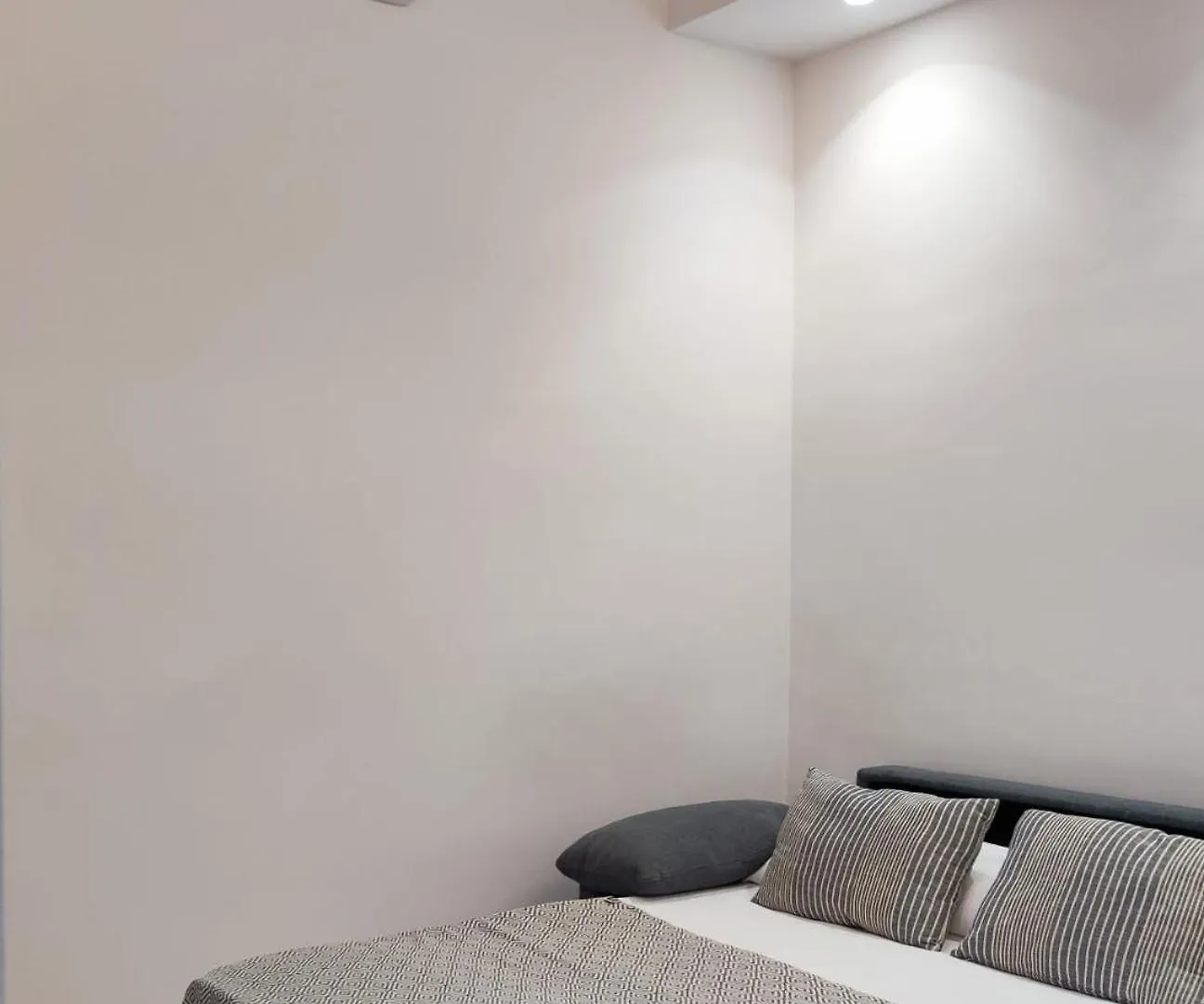 Apartamento Mensaque Triana, 2 Dormitorios Seville 0*,